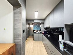 Blk 202A Compassvale South Gate (Sengkang), HDB Executive #597589011
